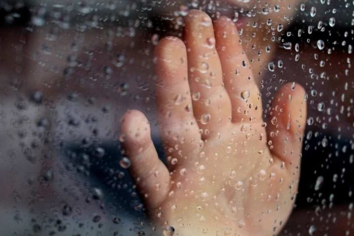 Más allá del frío y tos: Cuídese de la neumonía en tiempo de lluvias