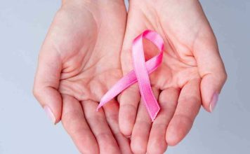 Más de mil mujeres con cáncer de mama quedan sin tratamiento tras decisión del MINSAL: Organizaciones presentaron recurso de protección Más de mil mujeres con cáncer de mama quedan sin tratamiento tras decisión del MINSAL: Organizaciones presentaron recurso de protección