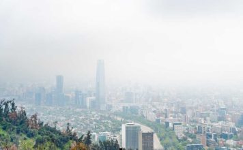 Contaminación del aire afecta a millones en Chile, alerta experta en salud pública