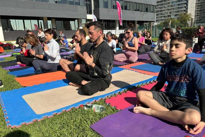 Elige Vivir Sano te invita a celebrar el Día Internacional del Yoga Elige Vivir Sano te invita a celebrar el Día Internacional del Yoga