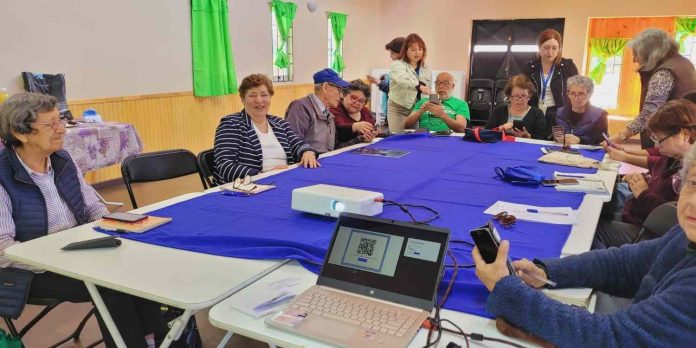 Gracias al apoyo de GesNova Salud se logra integrar al sistema público con innovadora App desarrollada por científicos de la U. de Concepción, mejorando la adherencia al tratamiento de personas ma Gracias al apoyo de GesNova Salud se logra integrar al sistema público con innovadora App desarrollada por científicos de la U. de Concepción, mejorando la adherencia al tratamiento de personas mayores