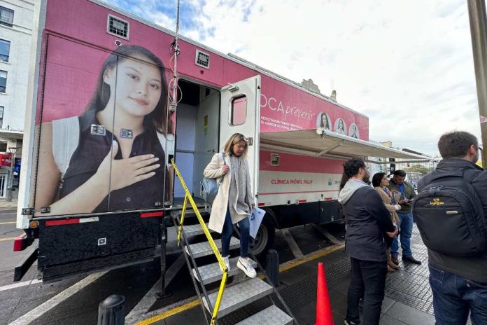 Mujeres penquistas podrán acceder a mamografías gratuitas Mujeres penquistas podrán acceder a mamografías gratuitas