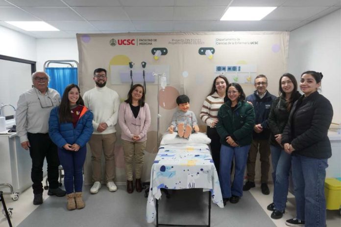 Simulación clínica fortalece habilidades de atención pediátrica en enfermeras y TENS del Hospital Las Higueras Simulación clínica fortalece habilidades de atención pediátrica en enfermeras y TENS del Hospital Las Higueras