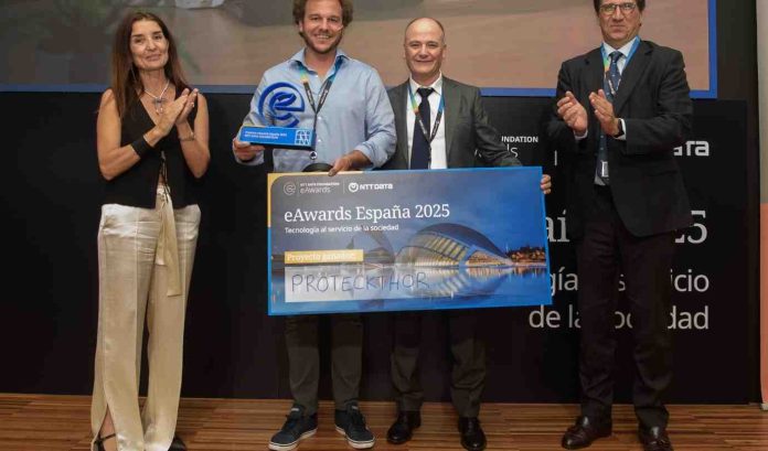 Una solución al trauma cerebral en el fútbol, que reduce en un 93% los impactos en la cabeza, gana los eAwards España 2025