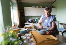 Fuerza laboral envejecida: entre la extensión de la vida laboral y la informalidad persistente Fuerza laboral envejecida: entre la extensión de la vida laboral y la informalidad persistente
