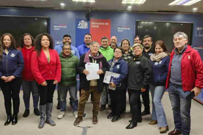 Gremios de la Salud y MINSAL firman acuerdo para la participación integral y transversal de trabajadores en reforma al sector