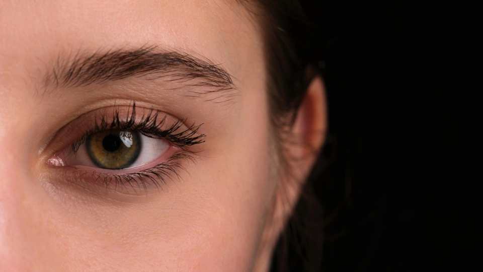 Salud Ocular y Auditiva en la Era Digital: Acceso y Cuidado a tu Alcance