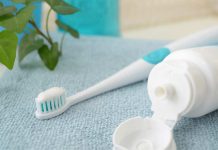 Uso de fluoruro de estaño en pastas dentales puede ser un riesgo para la salud bucal Uso de fluoruro de estaño en pastas dentales puede ser un riesgo para la salud bucal