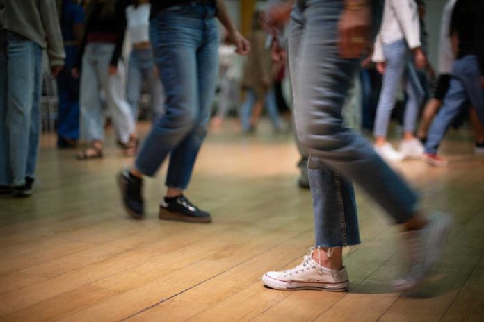 “EXPANSIÓN-SIN-LÍMITES”-CON-PABLO-FUENZALIDA,-EL-RETIRO-QUE-UNE-NEUROCIENCIA,-FÍSICA-CUÁNTICA-Y-CAMBIO-VERDADERO “EXPANSIÓN SIN LÍMITES” CON PABLO FUENZALIDA, EL RETIRO QUE UNE NEUROCIENCIA, FÍSICA CUÁNTICA Y CAMBIO VERDADERO