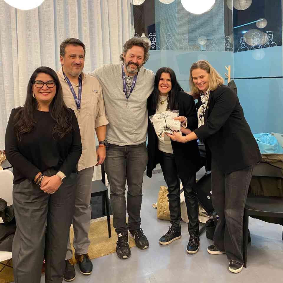 Juan y Santiago Zemborian, referentes en superación y resiliencia, visitan Chile y comparten su inspiradora historia