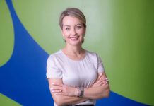 Más mujeres en directorios: una estrategia de futuro Más mujeres en directorios una estrategia de futuro