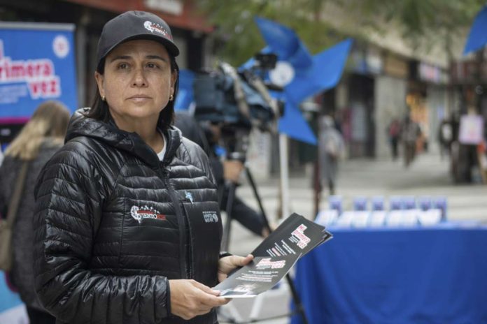 ¿A QUÉ EDAD LE DISTE SU PRMER CELULAR A TU HIJO? ¿A QUÉ EDAD LE DISTE SU PRMER CELULAR A TU HIJO?