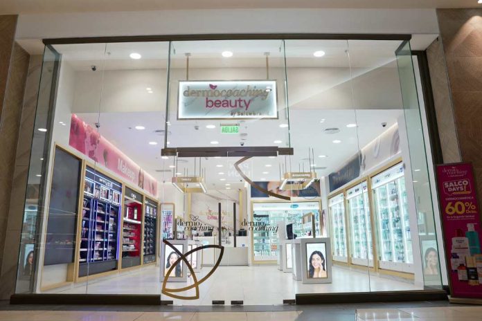 Salcobrand inaugura inédito formato de tiendas Dermocoaching Beauty