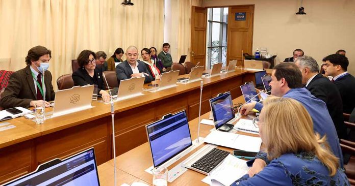 Comisión de Salud de la Cámara de Diputados aprueba histórico proyecto que fortalece la Superintendencia de Salud Comisión de Salud de la Cámara de Diputados aprueba histórico proyecto que fortalece la Superintendencia de Salud