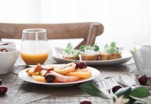 65% de los chilenos toma desayuno todos los días: la primera comida del día es clave para la energía y el rendimiento 65% de los chilenos toma desayuno todos los días: la primera comida del día es clave para la energía y el rendimiento