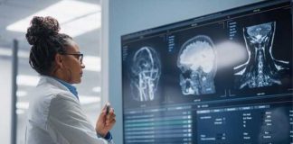 700 mil exámenes al año: nueva plataforma digital acelera diagnósticos en la red hospitalaria y apoya la gestión de las listas de espera