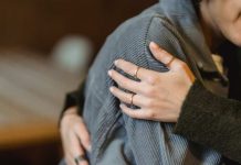 9 de cada 100 mil personas mueren por suicidio: el llamado a prevenir desde la salud pública 9 de cada 100 mil personas mueren por suicidio: el llamado a prevenir desde la salud pública