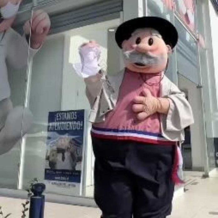 Doctor Simi se suma a las Fiestas Patrias con descuentos de hasta un 40% en medicamentos Doctor Simi se suma a las Fiestas Patrias con descuentos de hasta un 40% en medicamentos