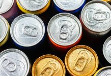 Inglaterra prohibirá las bebidas energéticas a menores de 16 años ¿Cuál es el riesgo en Chile? Inglaterra prohibirá las bebidas energéticas a menores de 16 años ¿Cuál es el riesgo en Chile?