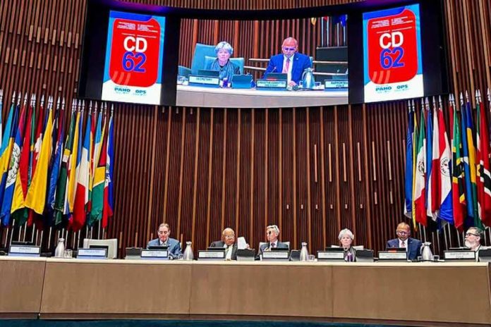 Ministra de Salud destaca avances de Chile en protección infantil y acceso universal durante Consejo Directivo de OPS Ministra de Salud destaca avances de Chile en protección infantil y acceso universal durante Consejo Directivo de OPS