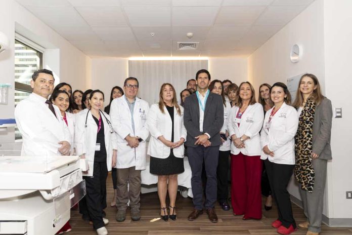 Clínica Dávila inaugura “Salas de Atención Integral de Parto” para brindar una experiencia positiva y reconfortante a las pacientes Clínica Dávila inaugura “Salas de Atención Integral de Parto” para brindar una experiencia positiva y reconfortante a las pacientes