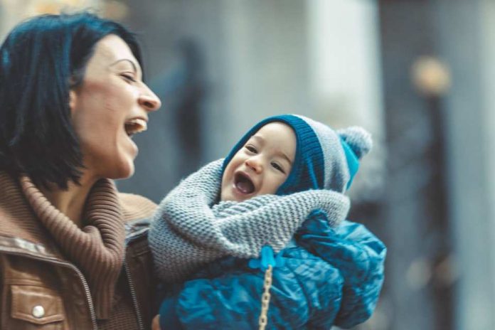 Crianza positiva y bienestar materno estudio revela impacto en la conducta de hijos de madres adolescentes Crianza positiva y bienestar materno: estudio revela impacto en la conducta de hijos de madres adolescentes