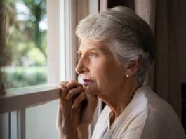 Depresión en la tercera edad: expertos entregarán claves para detectarla y enfrentarla Depresión en la tercera edad: expertos entregarán claves para detectarla y enfrentarla