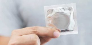 El condón no se jubila: cómo vivir la sexualidad plena y segura después de los 60