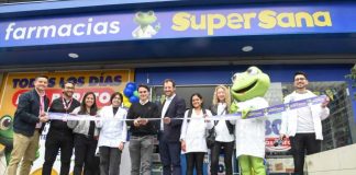 FEMSA Salud Chile lanza Super Sana, formato de farmacias low cost 