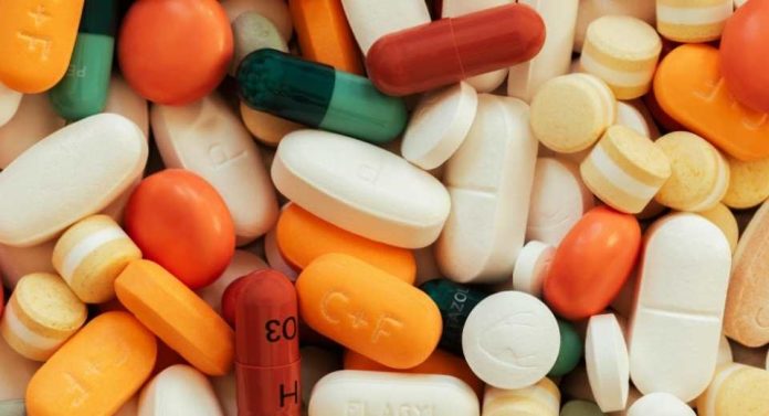 Fiscalización de recetas médicas 17,5 millones de medicamentos circulan ilegalmente en el país