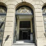 Hacienda ingresa a la Cámara proyecto de Ley que otorga nuevos beneficios tributarios en contribuciones para adultos mayores Hacienda ingresa a la Cámara proyecto de Ley que otorga nuevos beneficios tributarios en contribuciones para adultos mayores