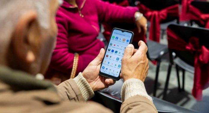 La inclusión digital también protege el cerebro cómo la tecnología impulsa un envejecimiento activo