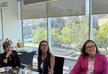 Líderes abordan los desafíos que plantea el cáncer de mama y cervicouterino en Chile  Líderes abordan los desafíos que plantea el cáncer de mama y cervicouterino en Chile