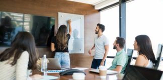 Profesionales chilenos de fonoaudiología se preparan para integrarse al sistema escolar de EE. UU.
