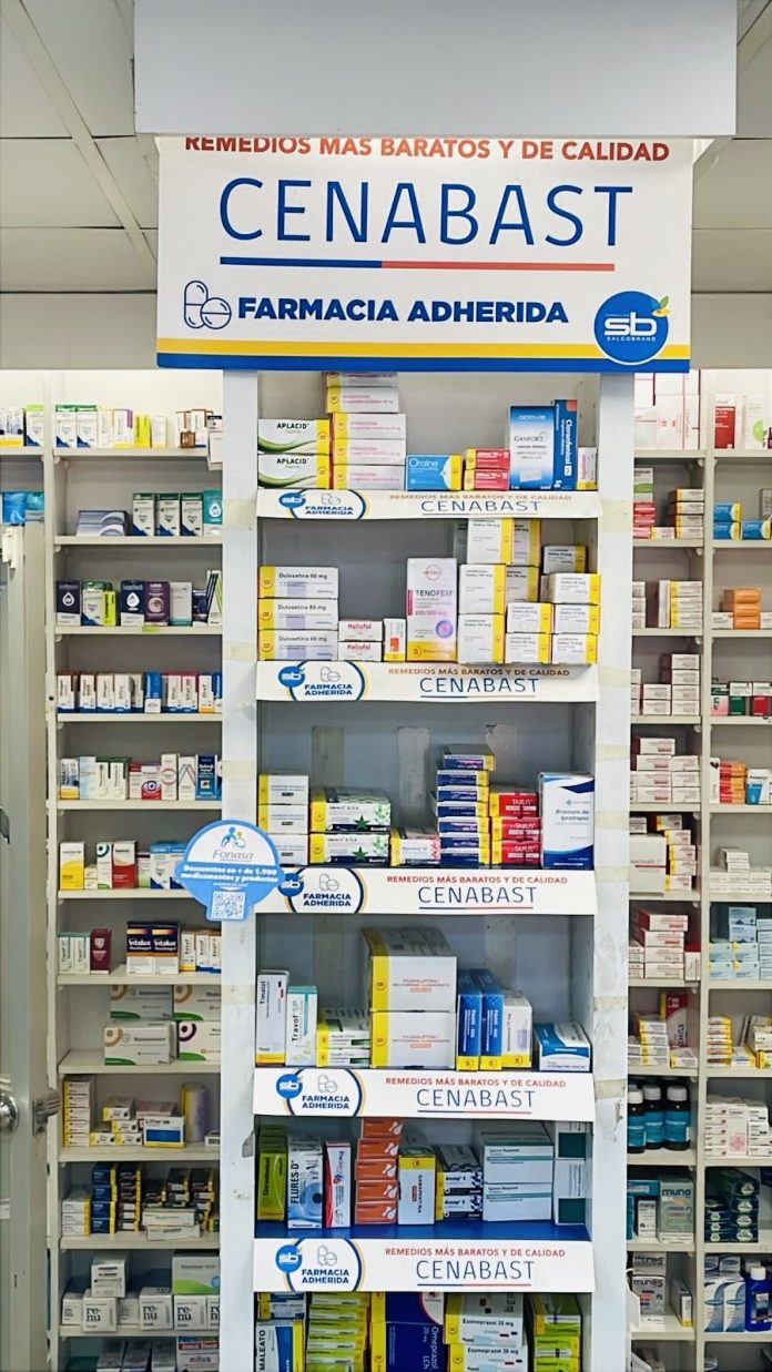 Salcobrand mediante alianza con CENABAST ofrece medicamentos hasta un 70% más barato que el mercado