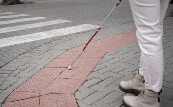 Tecnología inclusiva: Aplicaciones y herramientas que facilitan la autonomía de personas con discapacidad visual