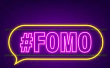 “Todos están haciendo algo menos yo”: qué hay detrás del FOMO “Todos están haciendo algo menos yo”: qué hay detrás del FOMO