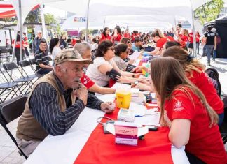 Reconocer los síntomas, actuar a tiempo: Chile cumple una década impulsando la prevención del ACV 