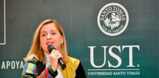 Representantes de Iquique presentan investigación pionera sobre salud mental de mujeres en carreras STEM