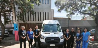 Salud a la puerta: Municipalidad de Santiago inicia entrega domiciliaria de medicamentos y alimentos