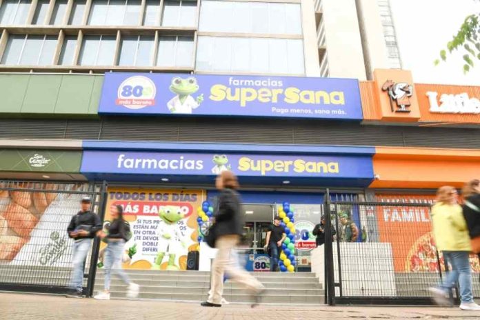 Super Sana farmacias low cost El desafío de super sana en Chile: ¿Podrá la rana vencer al Dr. Simi?