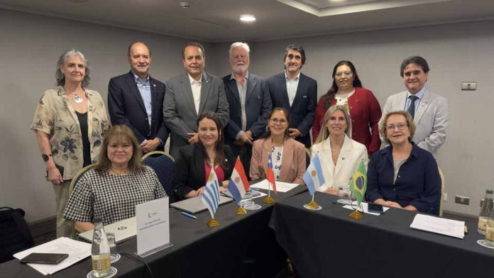 Pediatras del Cono Sur alertan por resurgimiento de enfermedades prevenibles ante sostenida caída de la vacunación infantil