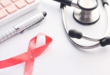 Día Mundial de la Prevención del VIH: Expertos refuerzan llamado a la doble protección para evitar infecciones de transmisión sexual
