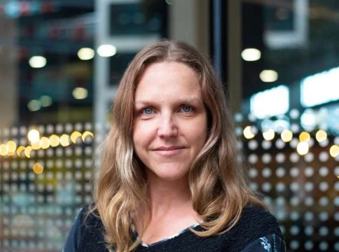 ¿Cómo manejar la depresión en vacaciones? Psicóloga detalla señales, cuidados y apoyos