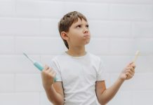 Vacaciones: El relajo en la higiene dental que pone en riesgo la salud de los niños