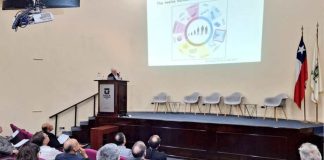 Expertos presentan estudios para revertir el envejecimiento celular