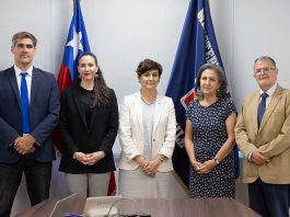 Ministra de Salud sostiene reunión bilateral con su sucesora May Chomalí Ministra de Salud sostiene reunión bilateral con su sucesora May Chomalí