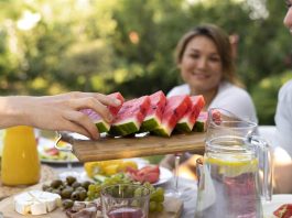 Vacaciones y alimentación: cómo relajarse sin perder la rutina 