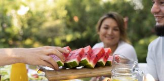 Vacaciones y alimentación: cómo relajarse sin perder la rutina 