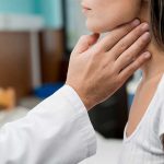 ¿Amigdalitis recurrente? Por qué no conviene esperar al invierno para operarse
